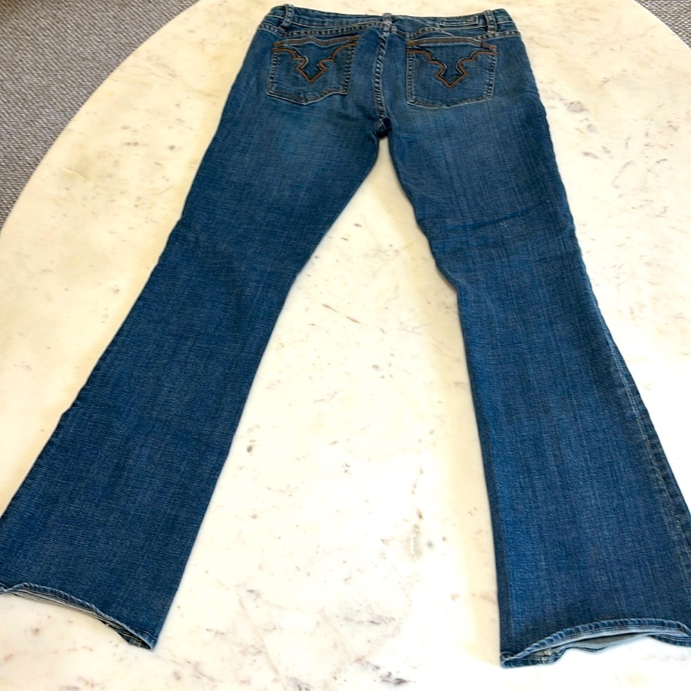 Buffalo by David Bitton mid-rise stretch flare. Not wide leg